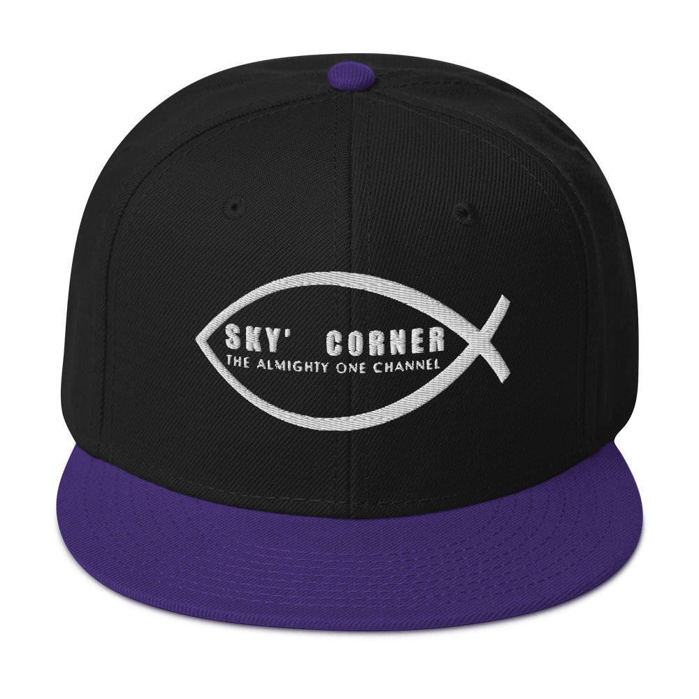 SKY'S CORNER Snapback Hat