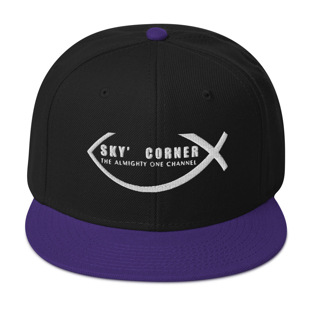 SKY'S CORNER Snapback Hat