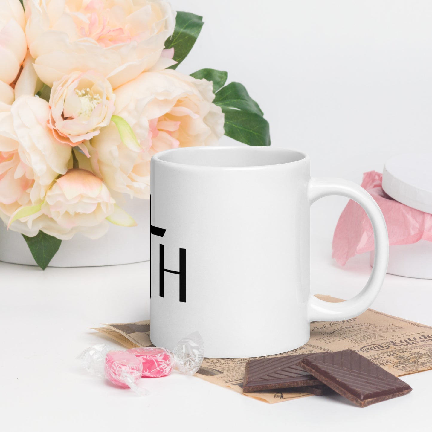 FAITH White glossy mug